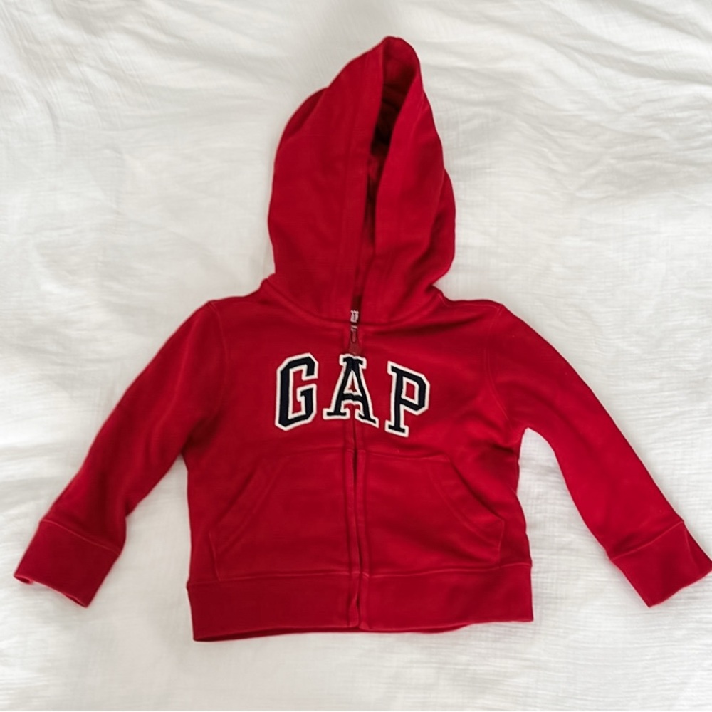 3/$20 Red Sweatshirt Hoodie | GAP | 18-24 Months